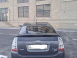 Toyota Prius-5