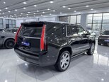 Cadillac Escalade-5