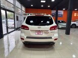 Hyundai Santa Fe-10