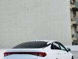 Kia K5-4