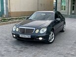 Mercedes E 220 d-4