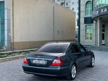 Mercedes E 220 d-6