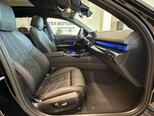 BMW 530e-13