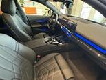 BMW 530e-12