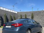 Hyundai Sonata-8