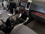 Toyota Land Cruiser Prado-9
