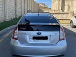 Toyota Prius-4