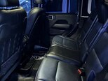 Jeep Wrangler-12