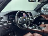 BMW X7-9