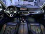 BMW X7-6