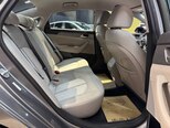 Hyundai Sonata-12