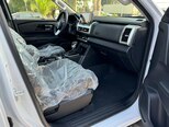 Mitsubishi L200-17