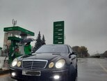 Mercedes E 220 d-6