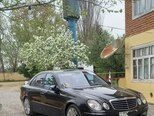 Mercedes E 220 d-1