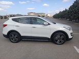 Hyundai Santa Fe-13