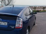 Toyota Prius-5