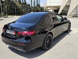 Mercedes E 300 de-6