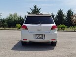 Mitsubishi Airtrek-9
