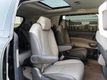 Kia Carnival-9