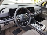 Kia Carnival-13