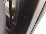 Kia Carnival-11