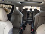 Kia Carnival-18