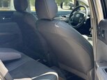 Toyota Prius-8
