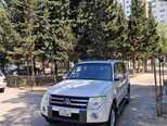 Mitsubishi Pajero-1