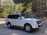 Mitsubishi Pajero-2