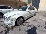 Mercedes E 220 d-3