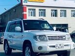 Mitsubishi Pajero io-2