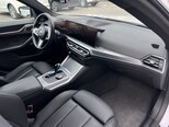 BMW i4-13