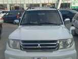 Mitsubishi Pajero io-7
