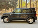 Mitsubishi Pajero io-8