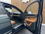 Bentley Bentayga-19