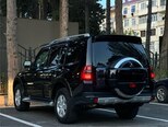 Mitsubishi Pajero-9