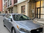 Hyundai Sonata-2