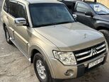 Mitsubishi Pajero-1