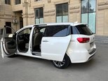 Kia Carnival-9