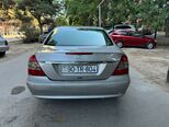Mercedes E 220 d-5