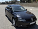 Volkswagen Jetta-1