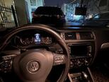 Volkswagen Jetta-4