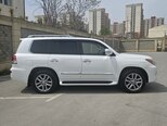 Lexus LX 570-17