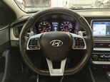 Hyundai Sonata-15