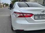 Toyota Camry-9
