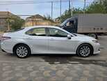 Toyota Camry-5