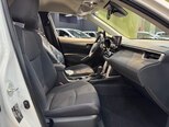 Toyota Corolla Cross-12