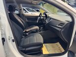 Hyundai Accent-13