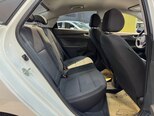 Hyundai Accent-12