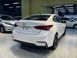 Hyundai Accent-10